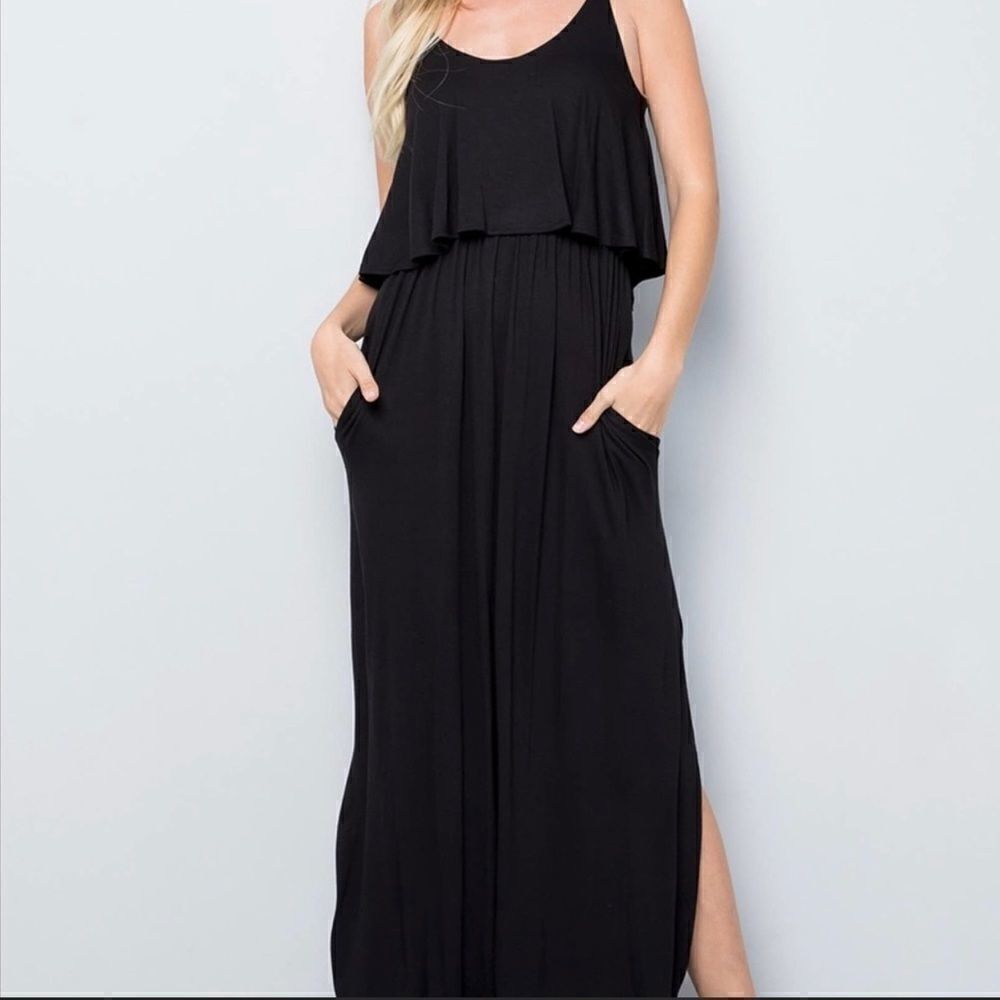 Sweet Lovely Navy Blue Maxie Dress Size Medium